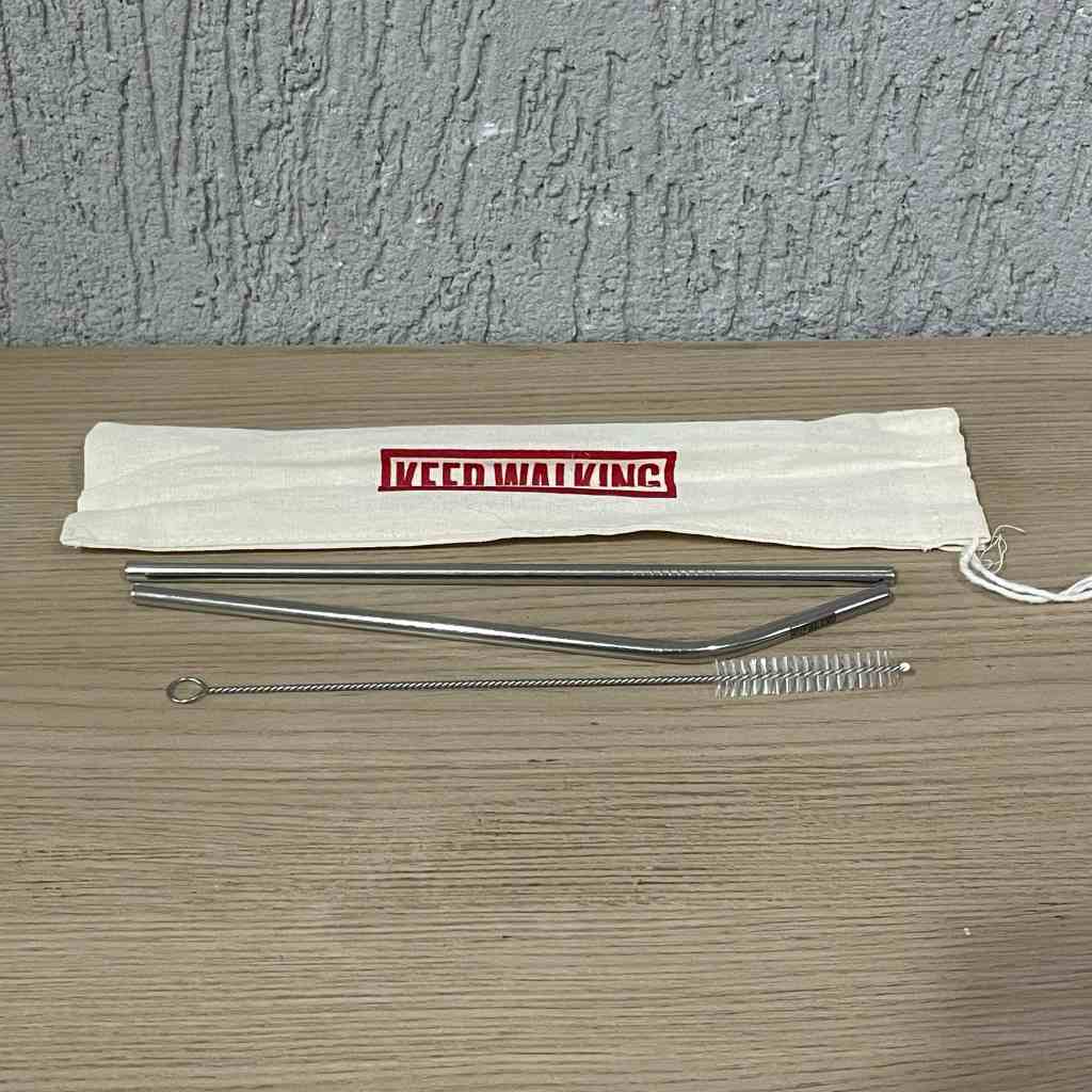 KIT CONTENDO 2 CANUDOS E 1 ESCOVA DE LIMPEZA